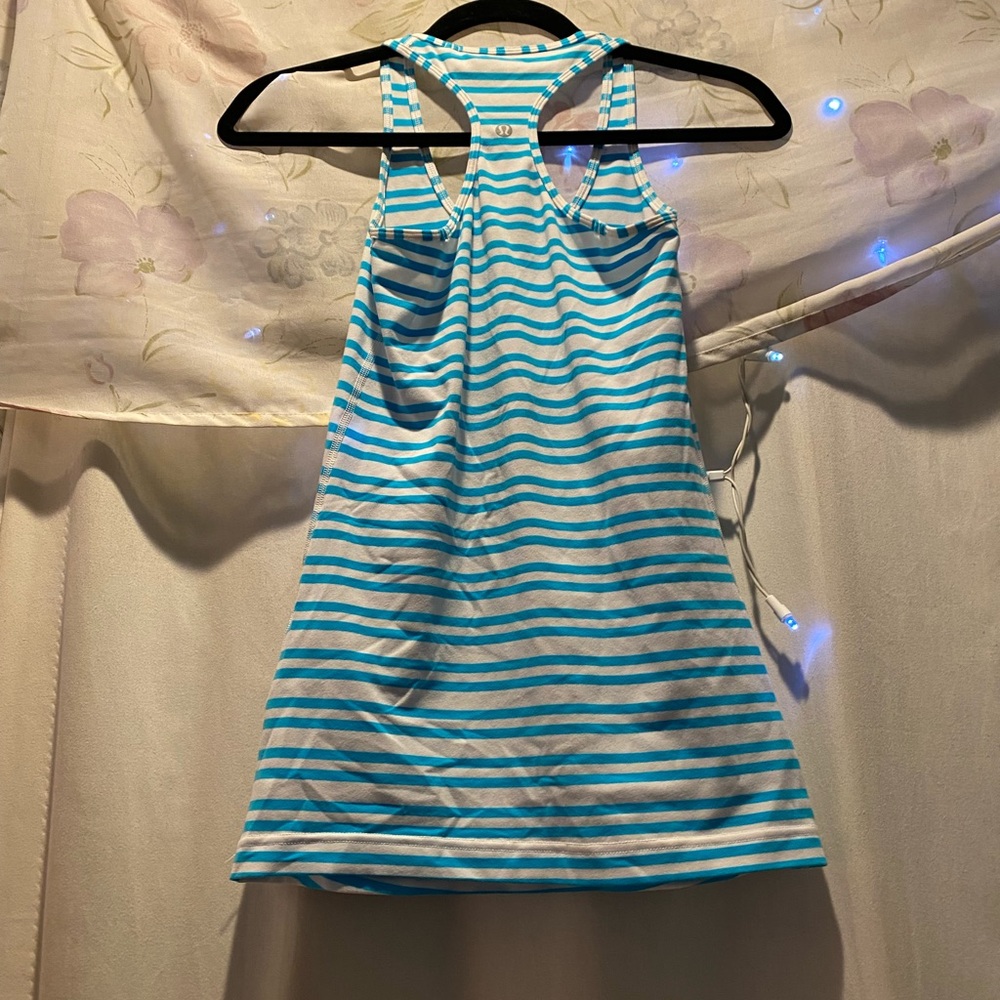 Lululemon Cool Racerback tank - Picture 7 of 11